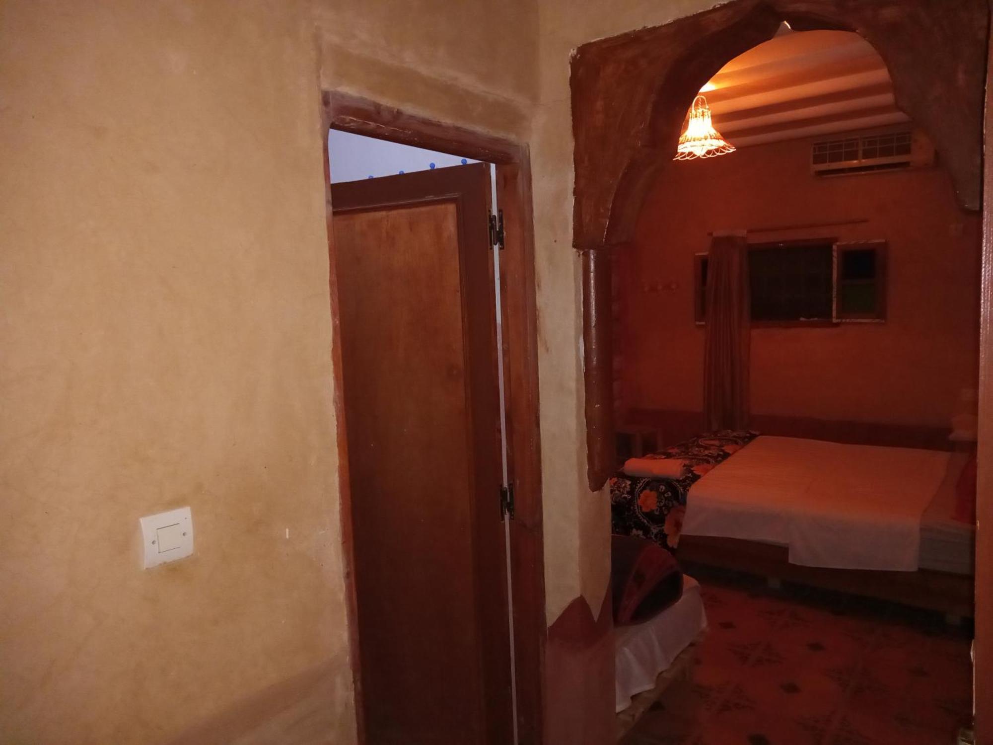 Dar Zara Otel Tiourjdal Dış mekan fotoğraf