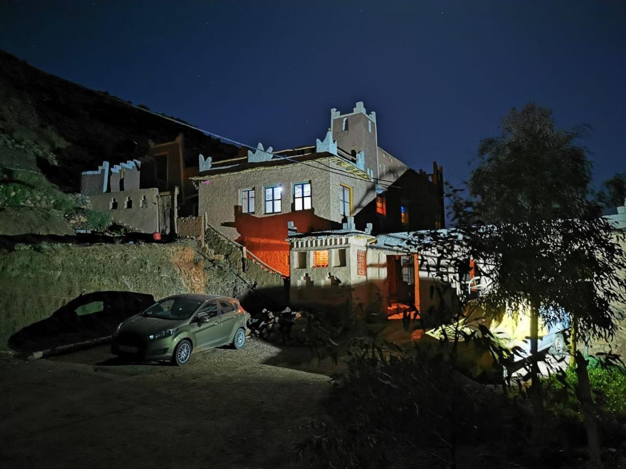 Dar Zara Otel Tiourjdal Dış mekan fotoğraf