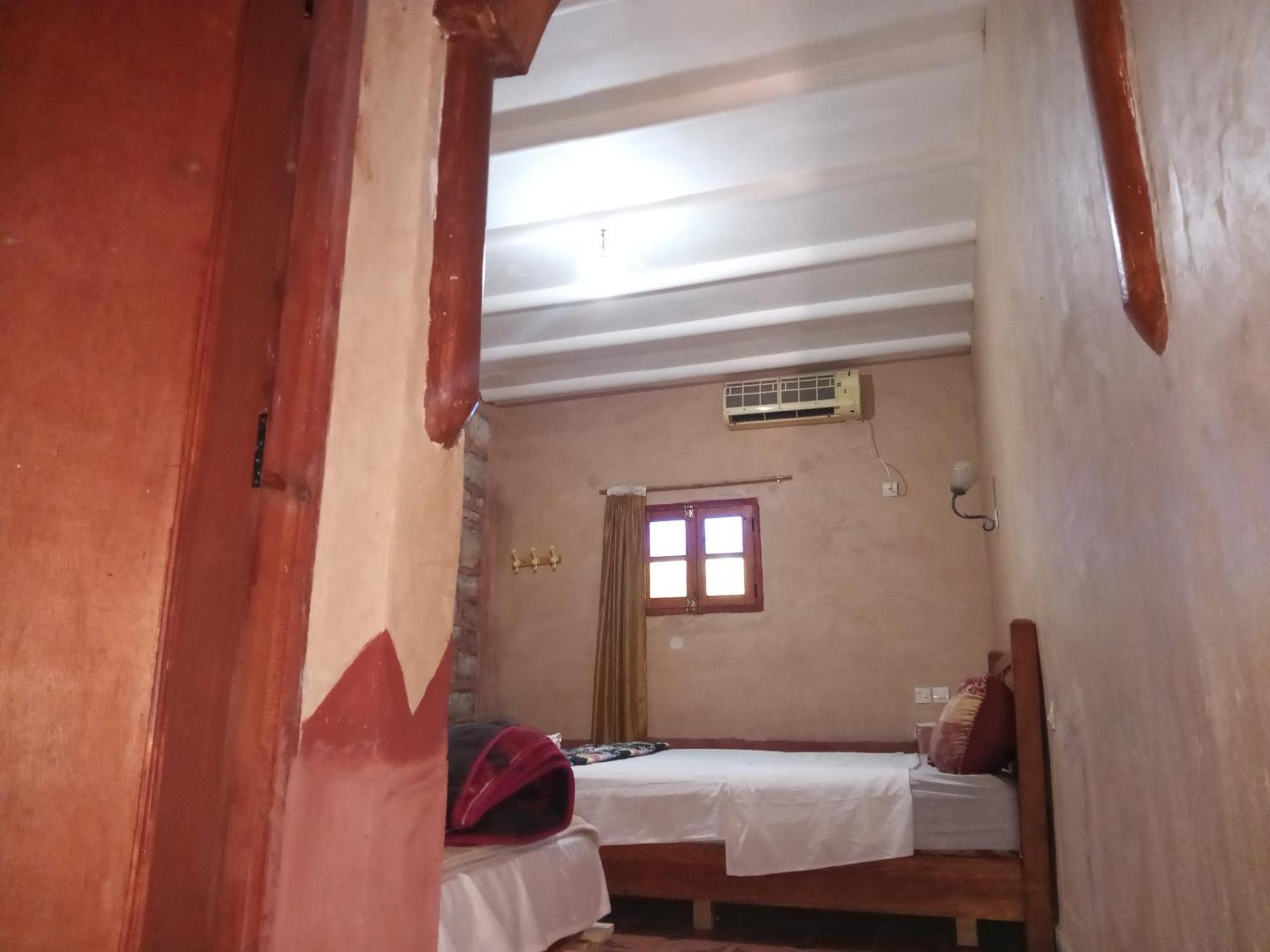 Dar Zara Otel Tiourjdal Dış mekan fotoğraf