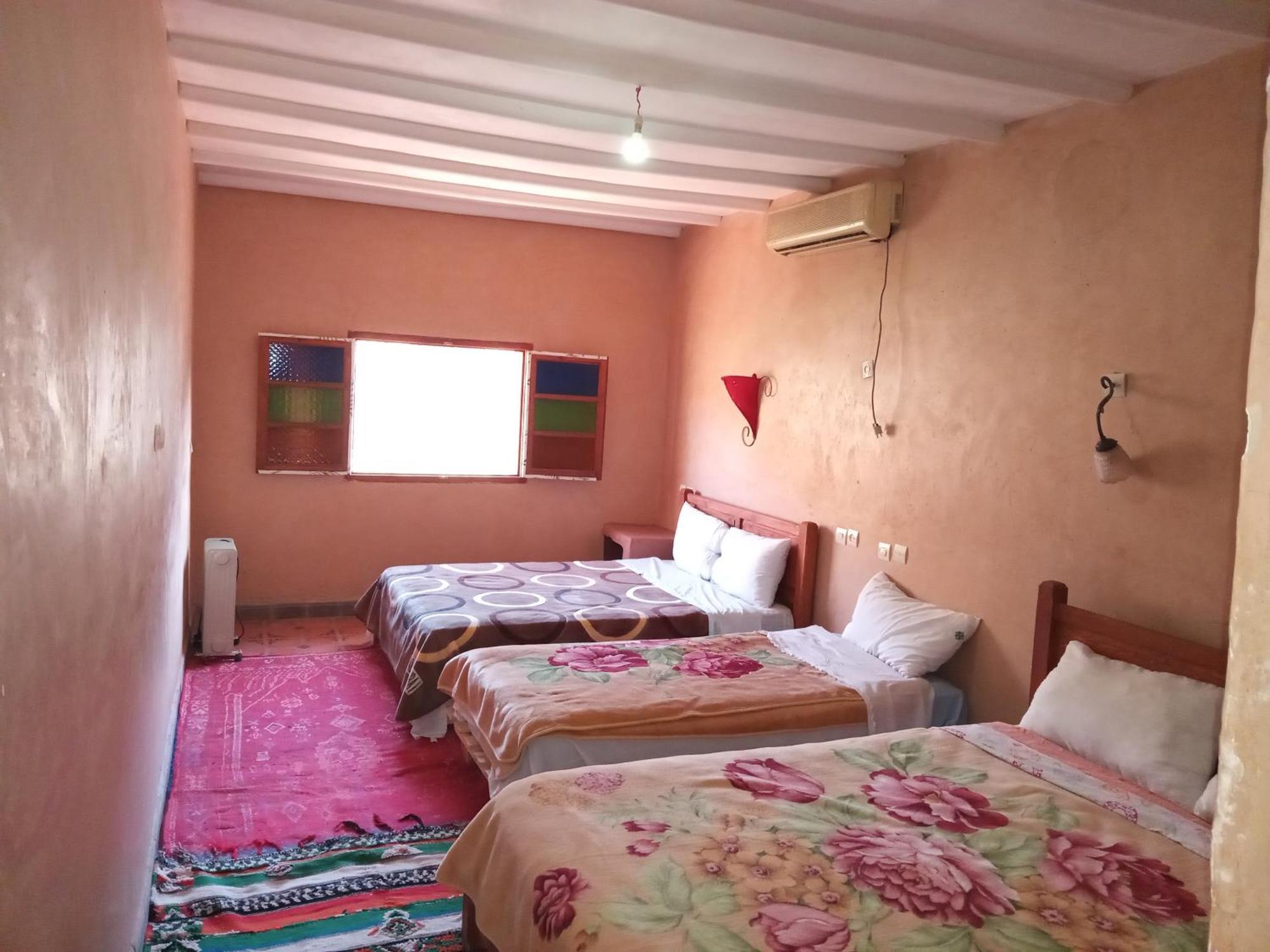 Dar Zara Otel Tiourjdal Dış mekan fotoğraf