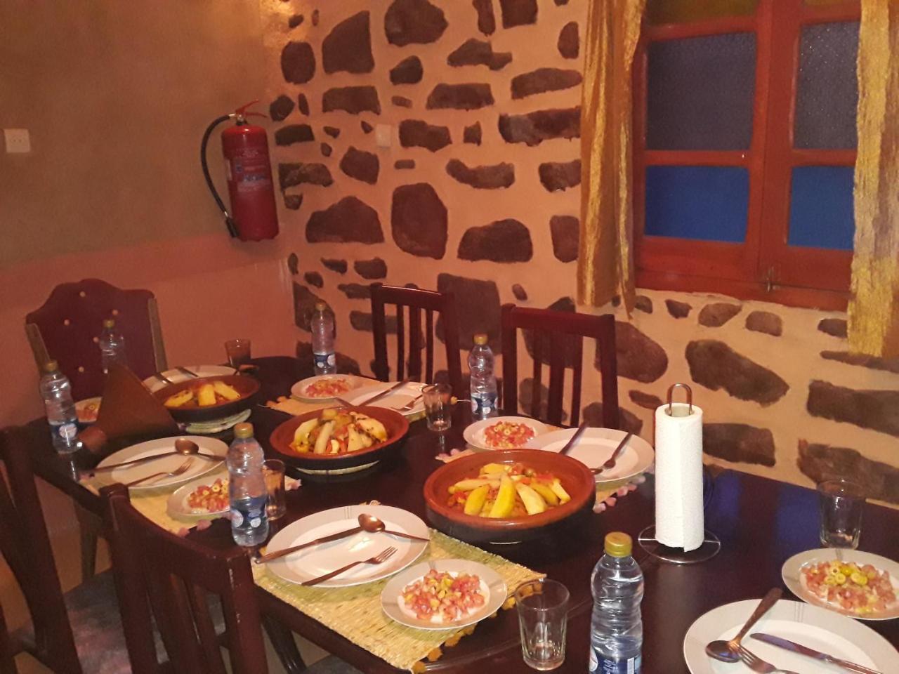 Dar Zara Otel Tiourjdal Dış mekan fotoğraf